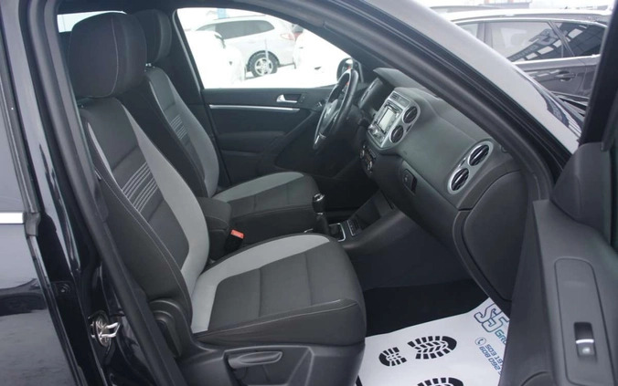 Volkswagen Tiguan cena 58900 przebieg: 132000, rok produkcji 2013 z Koszalin małe 407